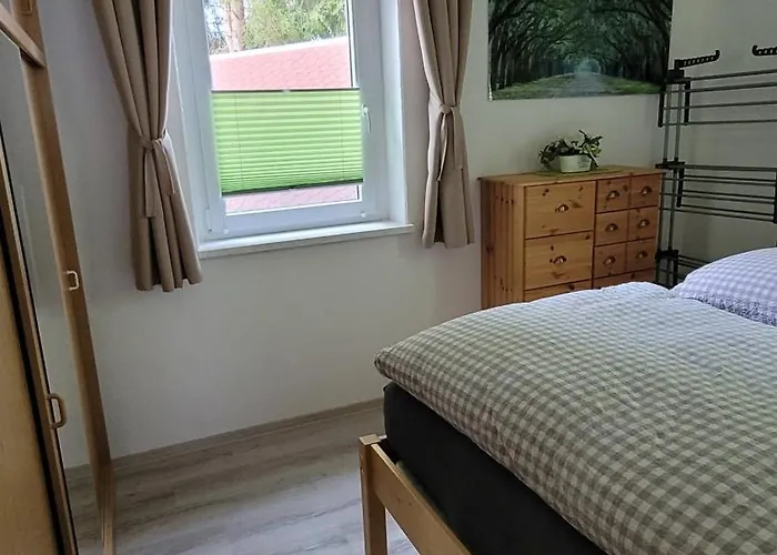 In Ruhiger Suedvorstadt Appartement Zwickau